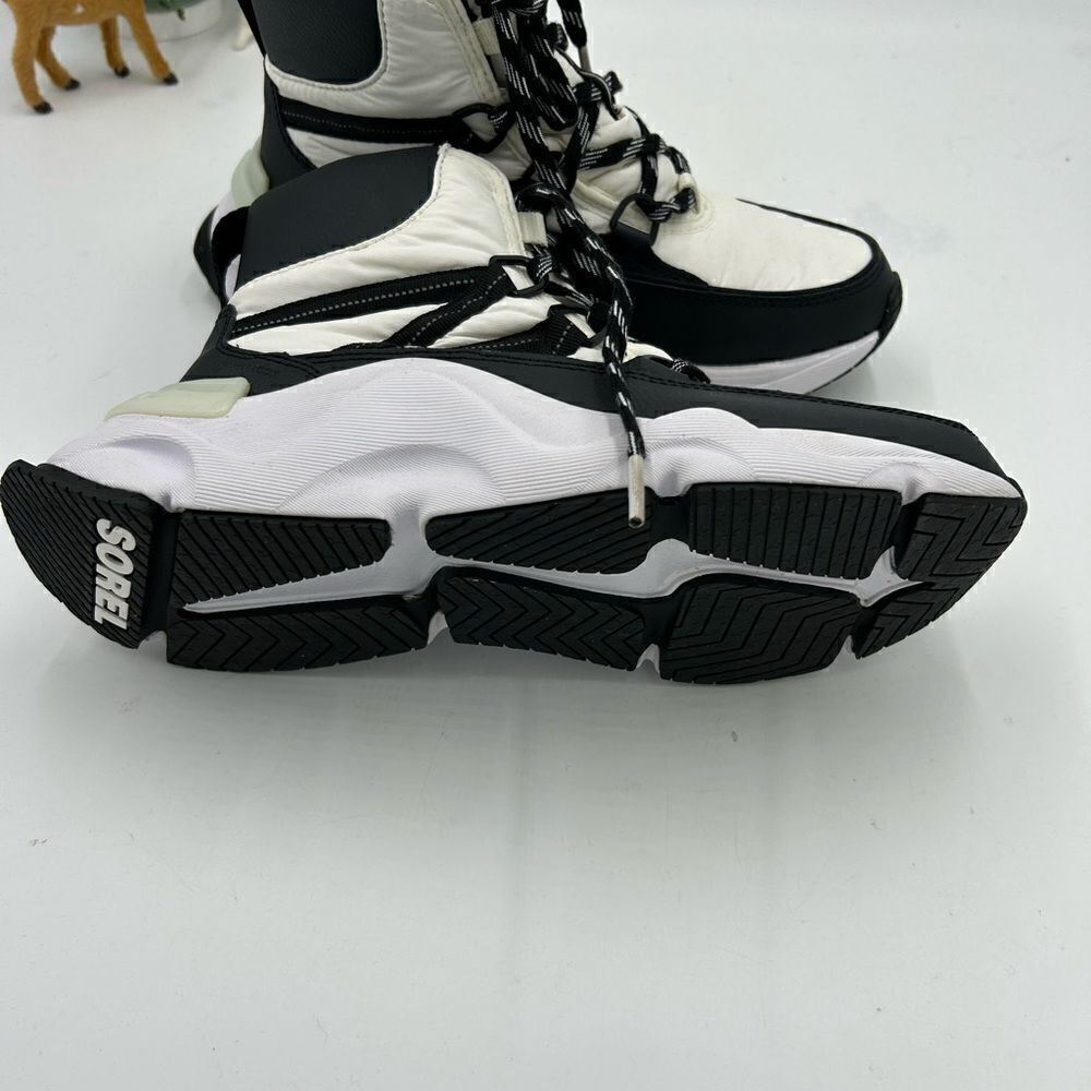 Women’s Sorel lace up insulated/waterproof boots size 8 - Picture 7 of 10